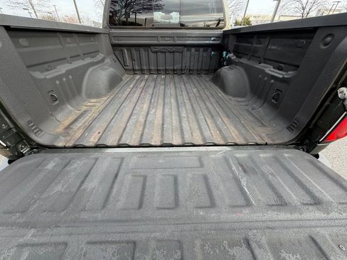 Used 2017 Chevrolet Colorado ZR2 image 9