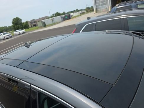 Used 2022 Ford Edge Titanium AWD/4WD image 7