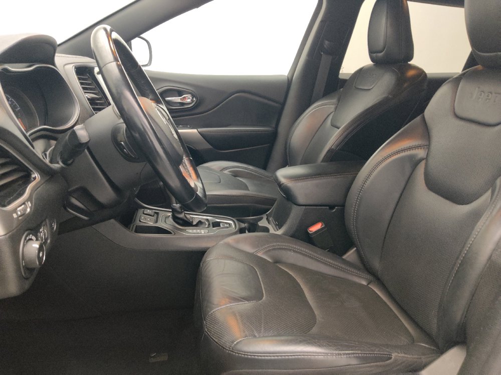 Used 2019 Jeep Cherokee High Altitude FWD image 17