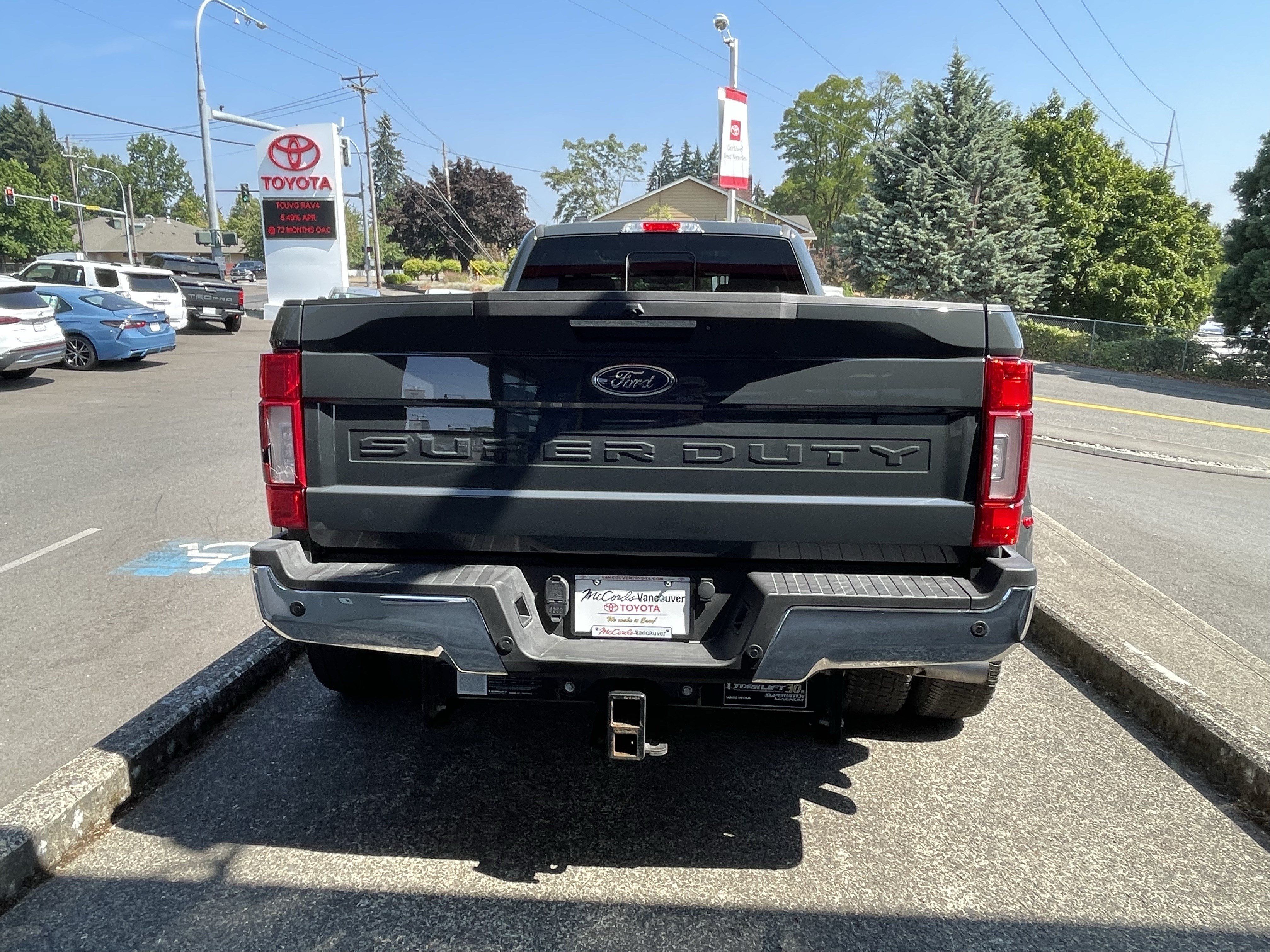 Used 2021 Ford F350 Lariat w/ Lariat Ultimate Package AWD/4WD image 6