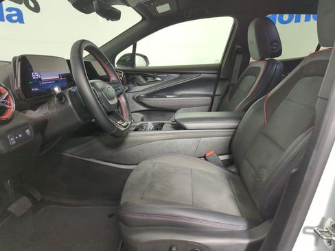 Used 2024 Chevrolet Blazer EV RS image 7