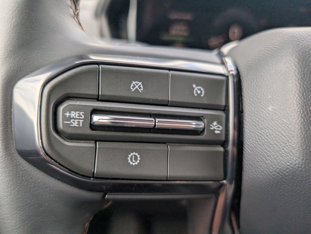 Used 2026 GMC Terrain AT4 AWD/4WD image 19