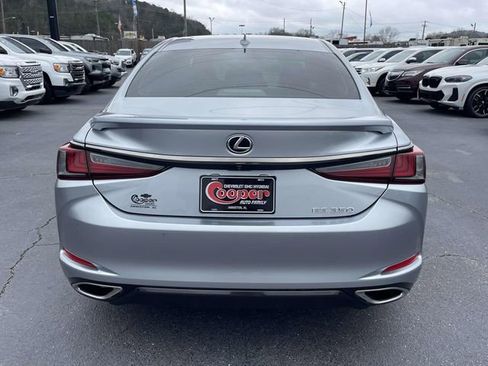 Used 2022 Lexus ES 350 F Sport w/ Accessory Package 2 image 3
