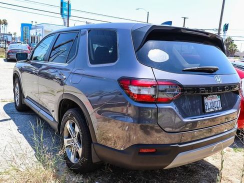Used 2024 Honda Pilot EX-L image 11