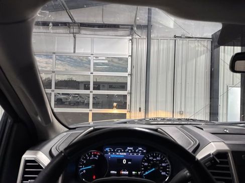 Used 2020 Ford F250 Lariat image 9