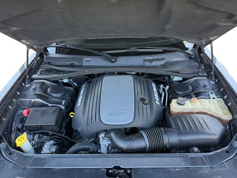 Used 2019 Dodge Challenger R/T RWD image 12