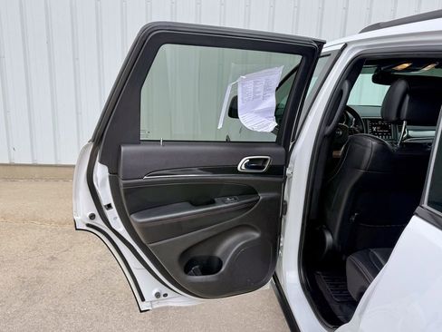 Used 2018 Jeep Grand Cherokee Trailhawk w/ Trailhawk Luxury Group image 14