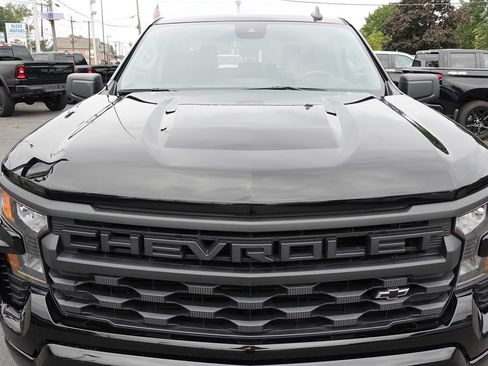 Used 2024 Chevrolet Silverado 1500 Custom AWD/4WD image 6
