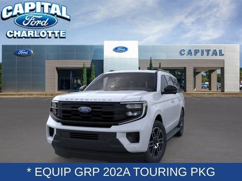 New 2026 Ford Expedition Active RWD image 2