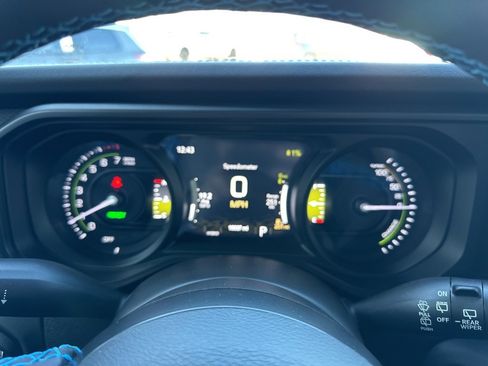 Used 2024 Jeep Wrangler Unlimited Rubicon 4xe image 67