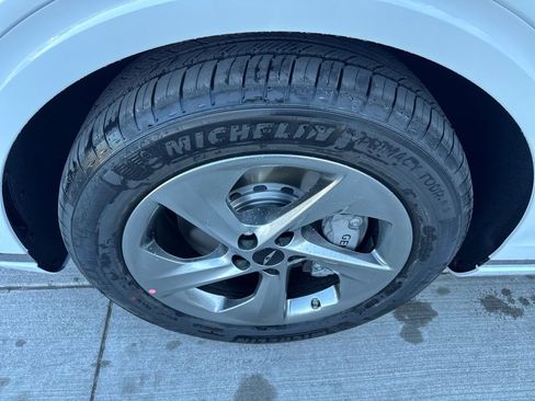 New 2026 Genesis GV70 2.5T Advanced image 22