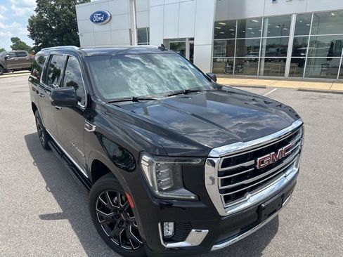 Used 2021 GMC Yukon XL SLT w/ SLT Premium Package AWD/4WD image 6