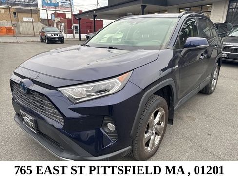 Used 2019 Toyota RAV4 Limited w/ Limited Grade Weather Package AWD/4WD image 3
