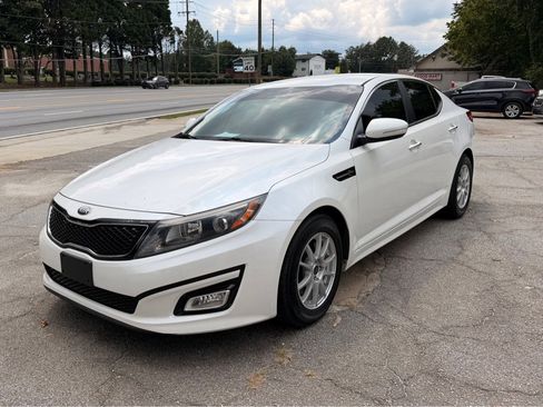 Used 2015 Kia Optima LX FWD image 2