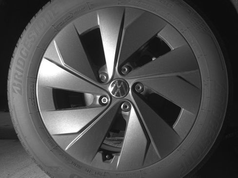 Used 2025 Volkswagen Taos S image 15