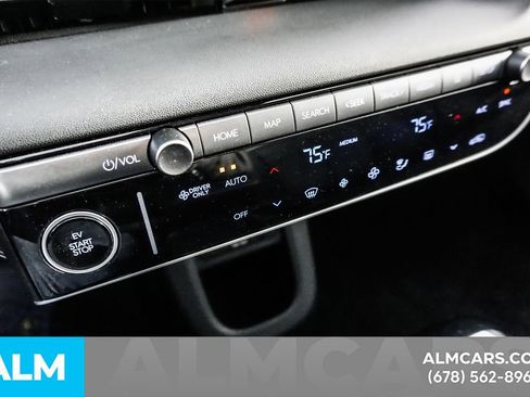Used 2025 Hyundai Ioniq 5 SEL image 40
