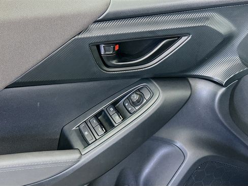 Used 2024 Subaru Crosstrek 2.0i Premium image 15