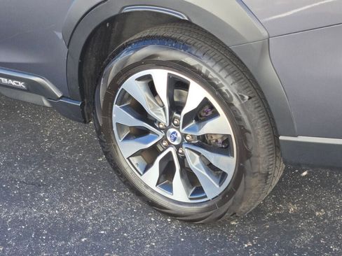 Certified 2023 Subaru Outback Limited image 15