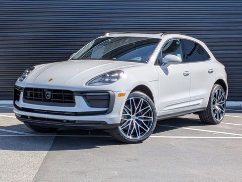 New 2026 Porsche Macan image 1