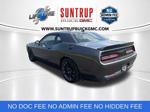 Used 2020 Dodge Challenger R/T Scat Pack RWD image 3