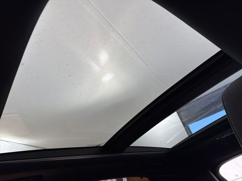 New 2026 Lexus RX 450h AWD image 17