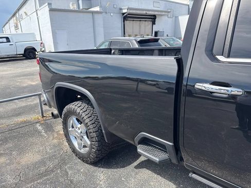 Used 2021 Chevrolet Silverado 3500 LTZ w/ LTZ Plus Package AWD/4WD image 10