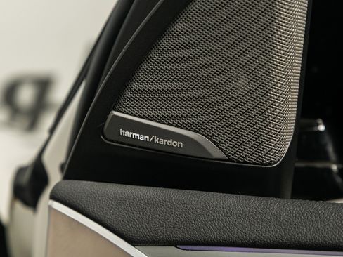 Used 2021 BMW X3 xDrive30e w/ Executive Package image 36