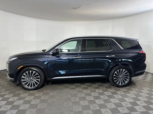 Used 2024 Hyundai Palisade Calligraphy image 6