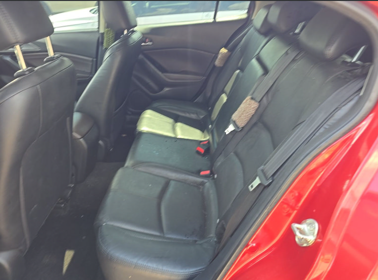 Used 2018 MAZDA MAZDA3 Grand Touring FWD image 4
