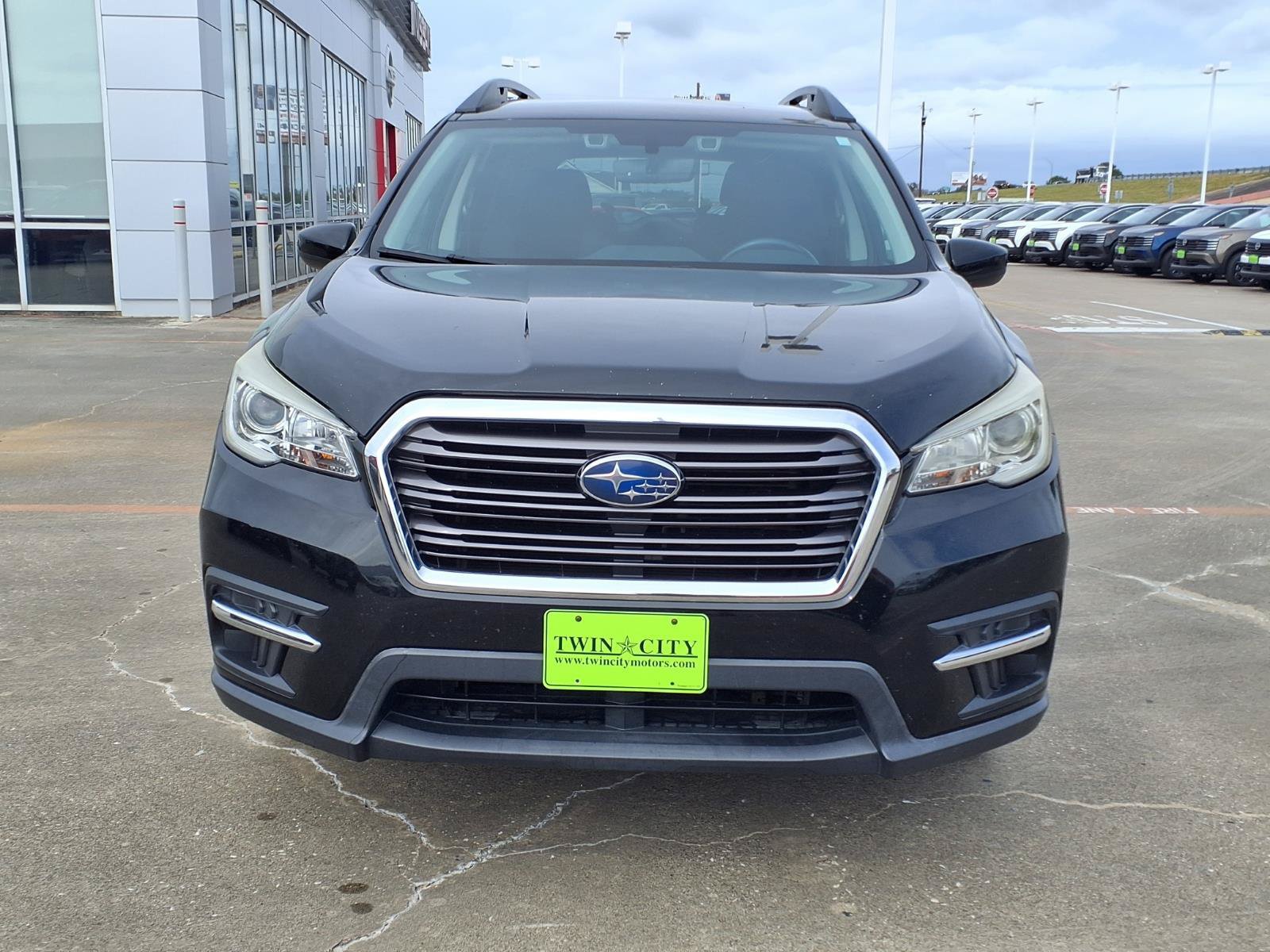 Used 2019 Subaru Ascent Premium w/ Popular Package #2 AWD/4WD image 5