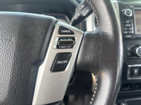 Used 2018 Nissan Titan PRO-4X AWD/4WD image 14