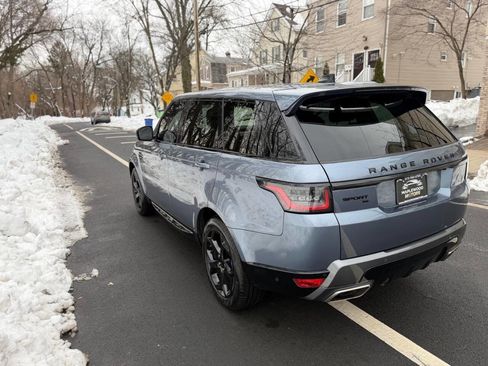 Used 2020 Land Rover Range Rover Sport HSE image 5