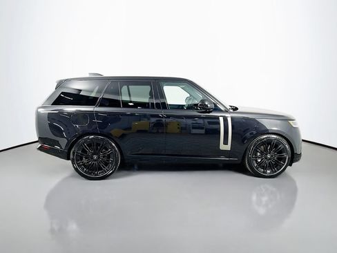 Used 2024 Land Rover Range Rover SE AWD/4WD image 4