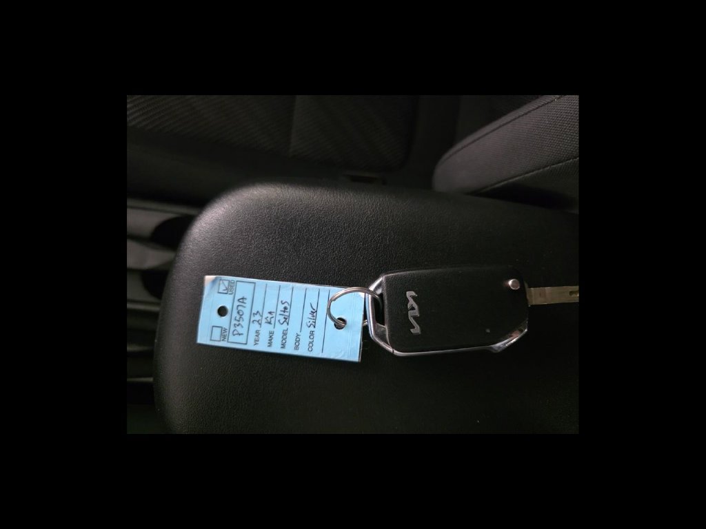 Used 2023 Kia Seltos LX AWD/4WD image 26