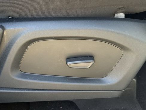 Used 2021 Ford Explorer XLT RWD image 29
