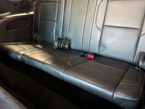 Used 2017 GMC Yukon XL SLT image 15