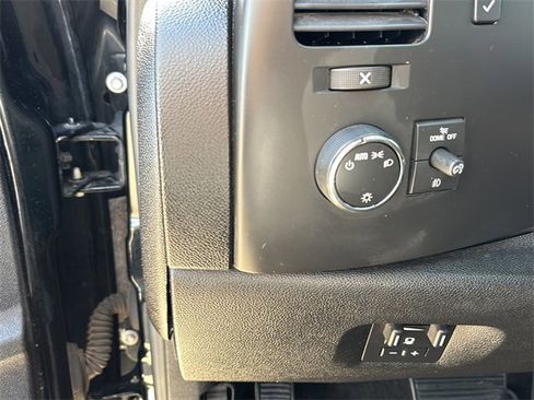 Used 2011 GMC Sierra 1500 SLE w/ Regional Value Package image 22