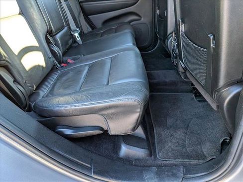 Used 2018 Jeep Grand Cherokee Limited image 19