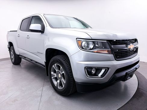 Used 2020 Chevrolet Colorado Z71 AWD/4WD image 11