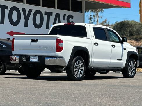 Used 2020 Toyota Tundra SR5 w/ SR5 Upgrade Package RWD image 5
