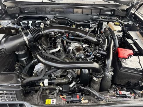 Used 2023 Ford Bronco Raptor AWD/4WD image 10