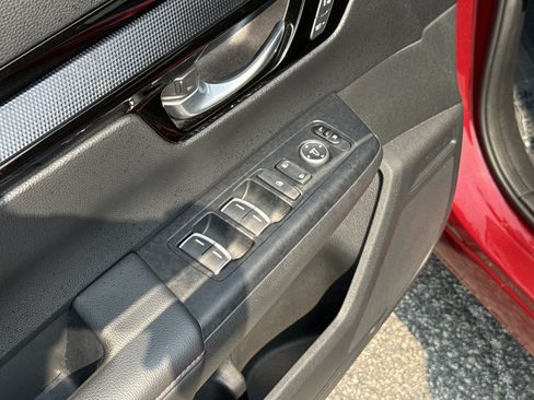 Certified 2024 Honda CR-V Sport Touring image 18