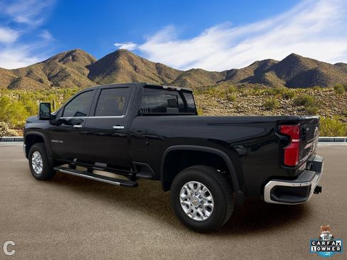 Certified 2024 Chevrolet Silverado 2500 LTZ w/ LTZ Premium Package AWD/4WD image 3
