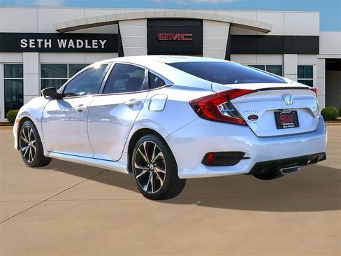 Used 2019 Honda Civic Sport image 5