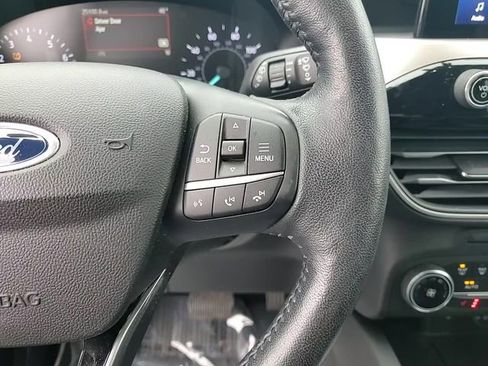 Used 2020 Ford Escape SEL image 17
