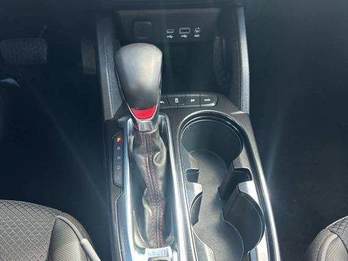 Used 2023 Chevrolet TrailBlazer RS image 12