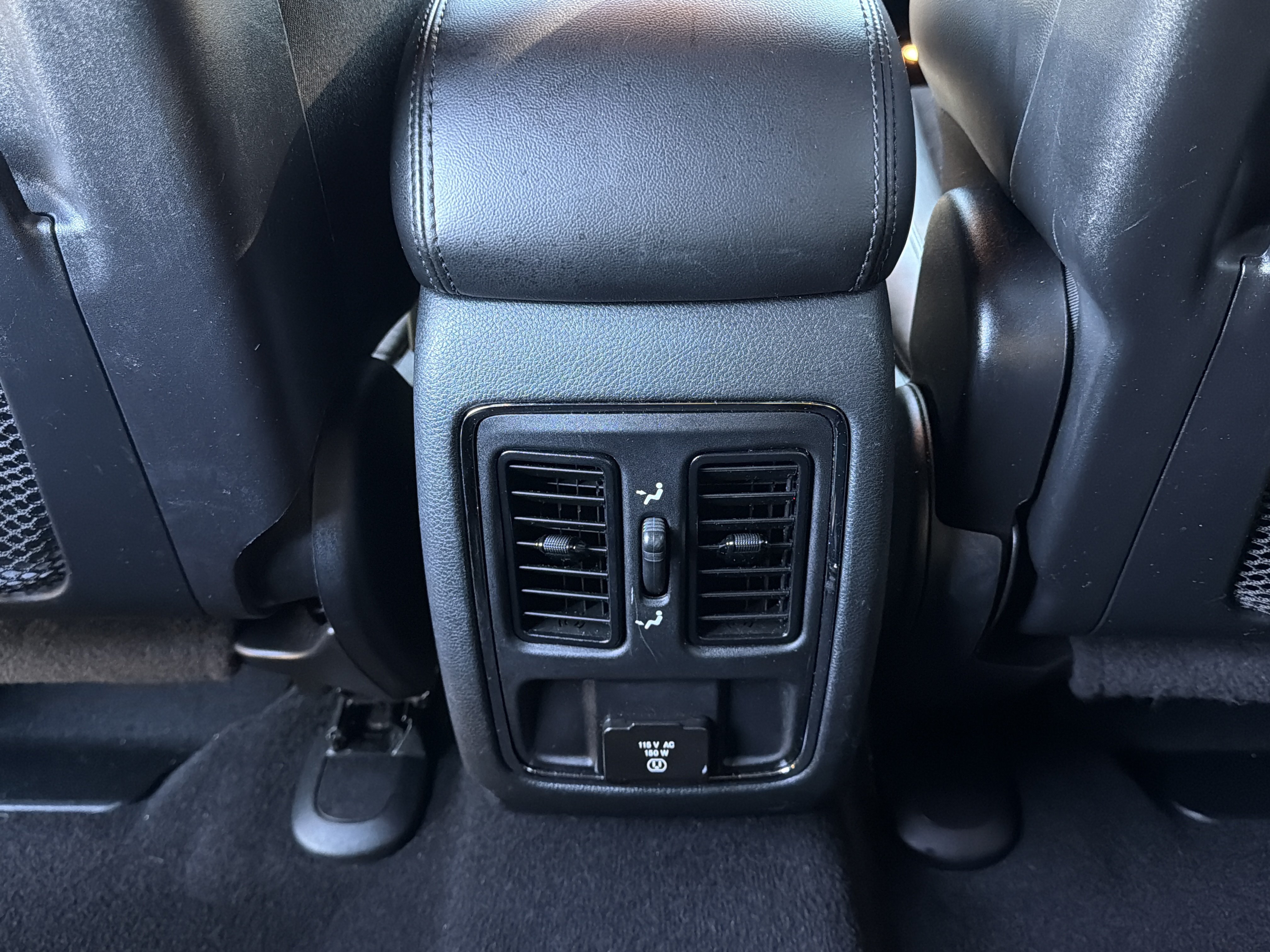 Used 2020 Jeep Grand Cherokee Altitude AWD/4WD image 28
