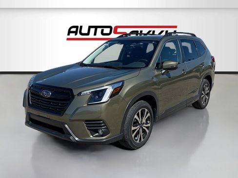 Used 2024 Subaru Forester Limited AWD/4WD image 3