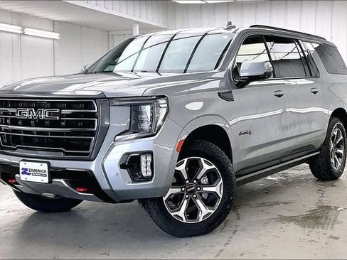 Certified 2023 GMC Yukon XL AT4 w/ AT4 Premium Package AWD/4WD image 2