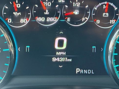 Used 2017 GMC Yukon Denali w/ Open Road Package image 39